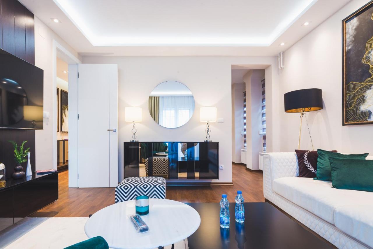 Majestic Apartment Jagodina Ngoại thất bức ảnh